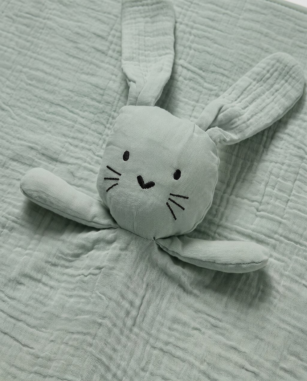 doudou lapin visage brodé détail bleu huile le discret